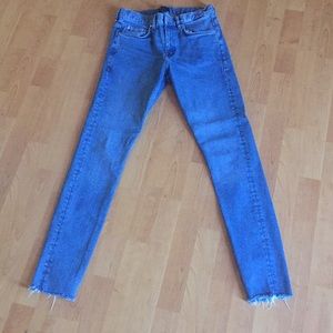 H and m blue skinny jeans